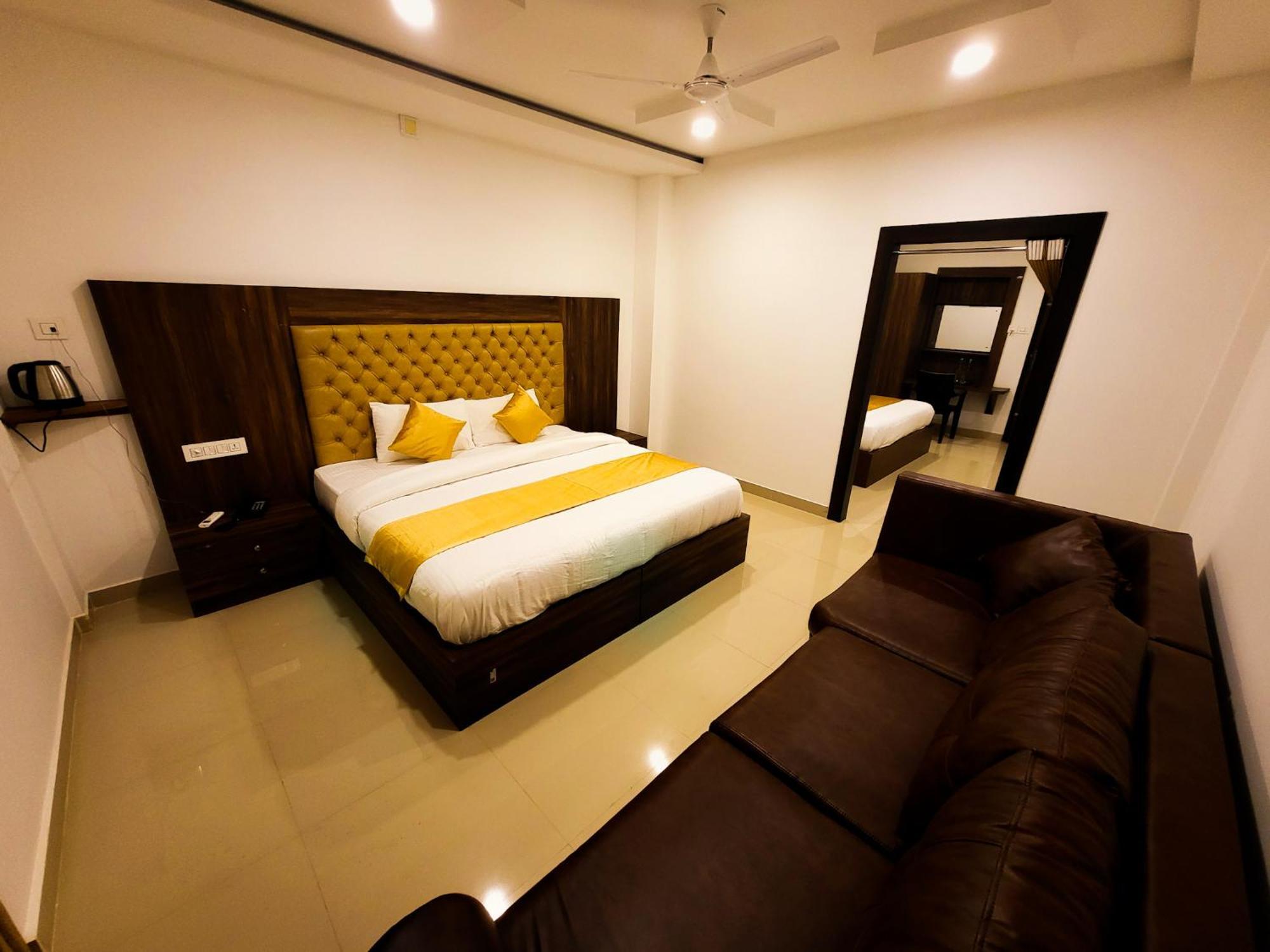 Thejaswini Residency Cheruvathur Nileshwar Exterior photo