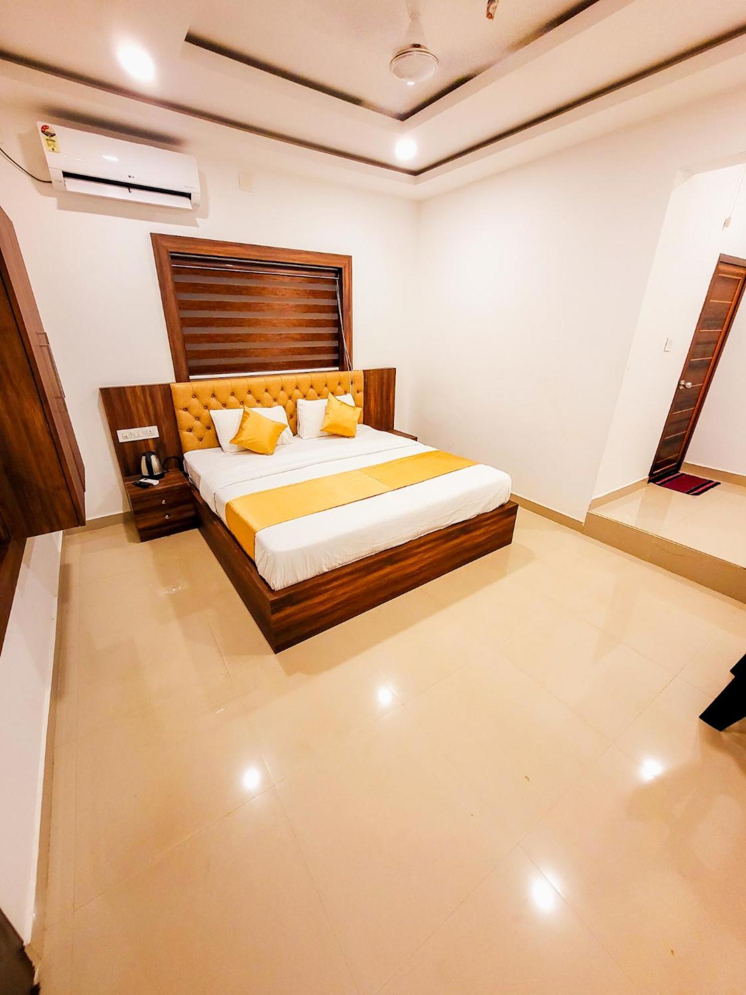 Thejaswini Residency Cheruvathur Nileshwar Exterior photo