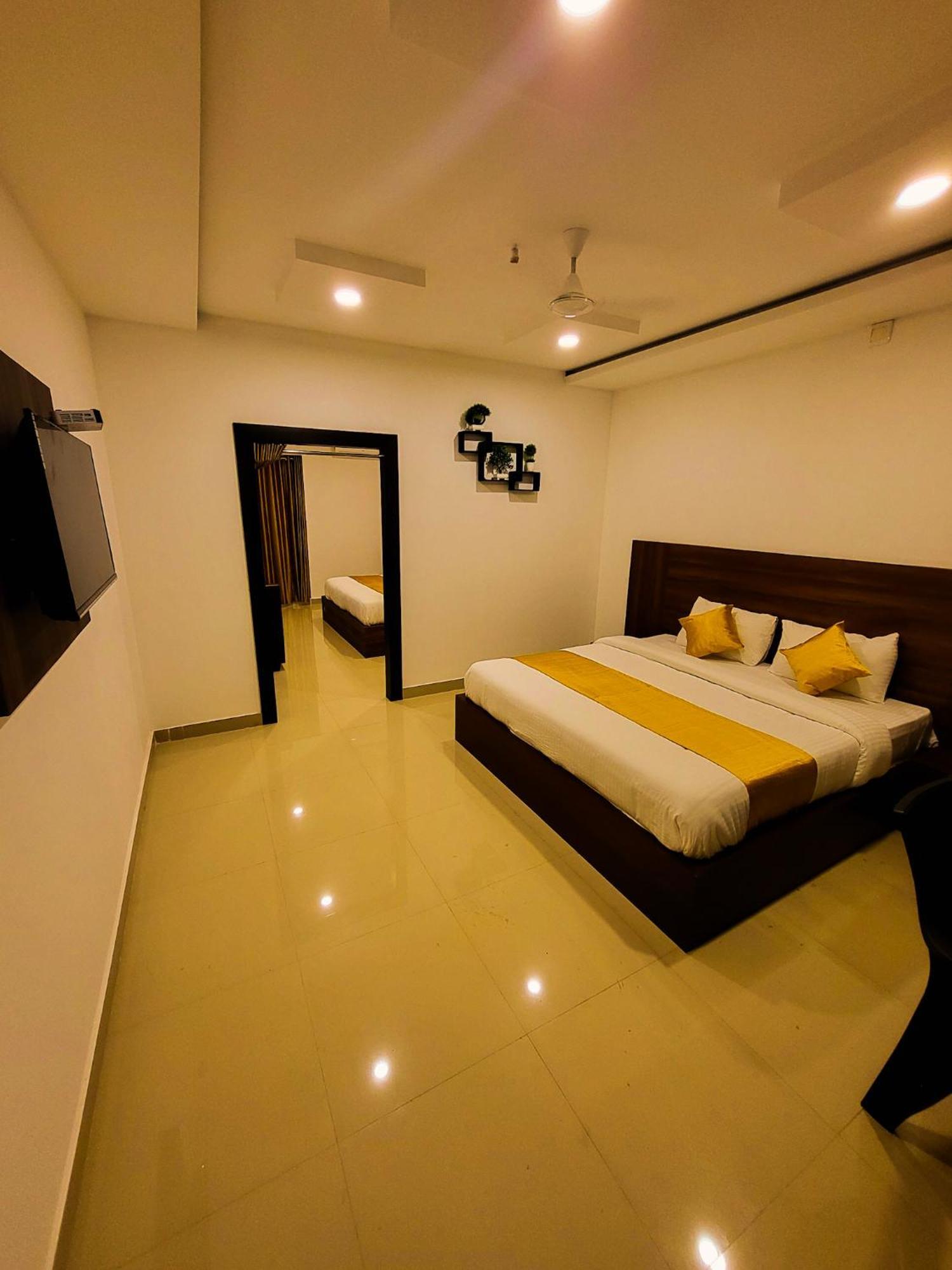 Thejaswini Residency Cheruvathur Nileshwar Exterior photo